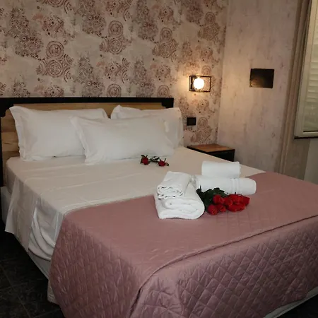 Khan Siraj 4*